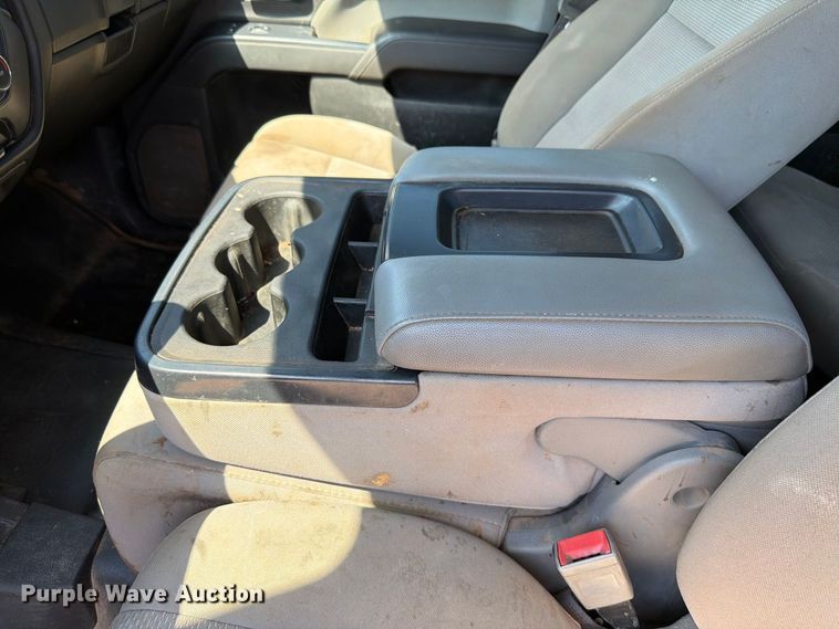 image for item EW8744 2017 Chevrolet Silverado 2500HD Crew Cab pickup truck