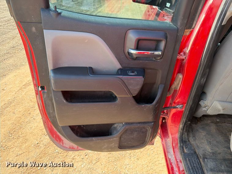 image for item EW8744 2017 Chevrolet Silverado 2500HD Crew Cab pickup truck