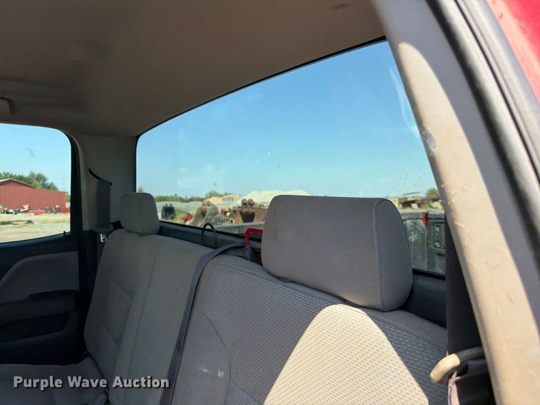 image for item EW8744 2017 Chevrolet Silverado 2500HD Crew Cab pickup truck