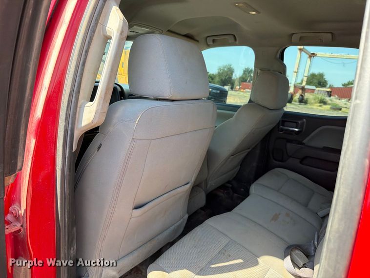 image for item EW8744 2017 Chevrolet Silverado 2500HD Crew Cab pickup truck
