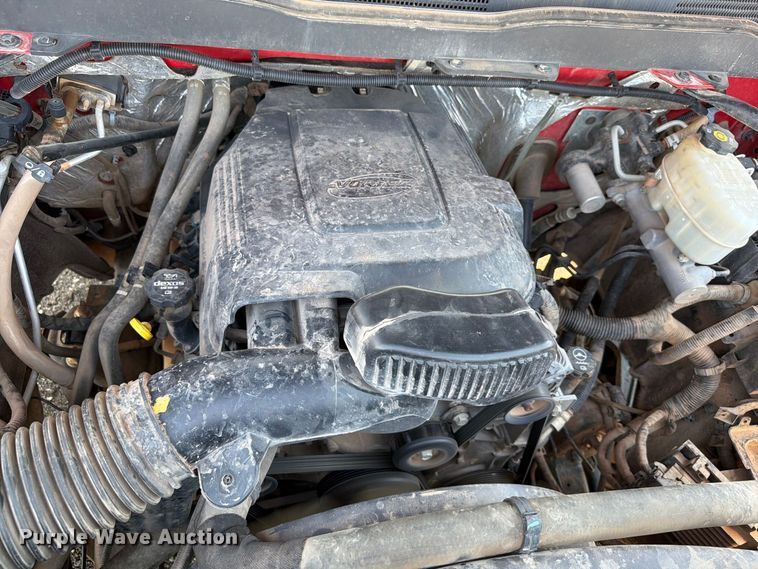image for item EW8744 2017 Chevrolet Silverado 2500HD Crew Cab pickup truck