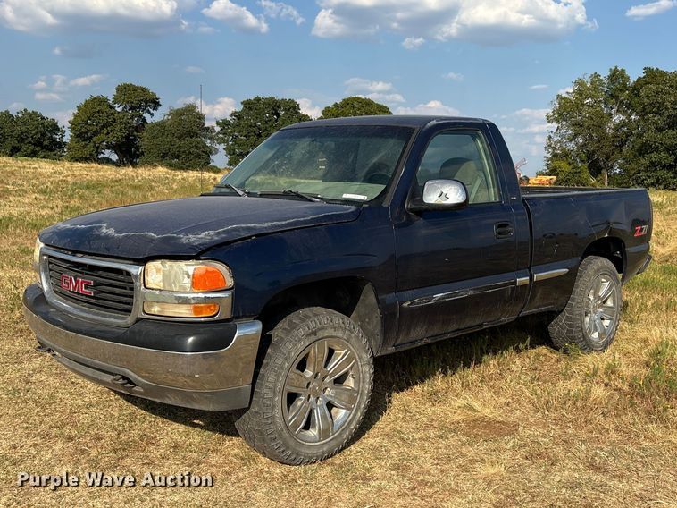 2000 GMC Sierra 1500 pickup truck