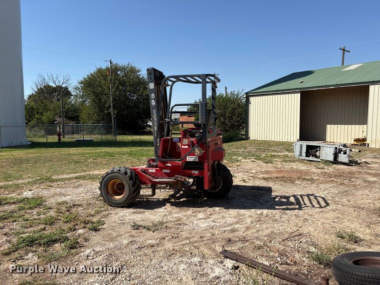 image for item EX0033 1999 Moffett Engineering M5000 forklift