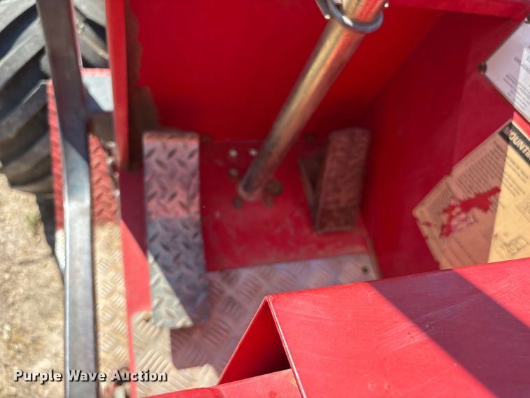 image for item EX0033 1999 Moffett Engineering M5000 forklift