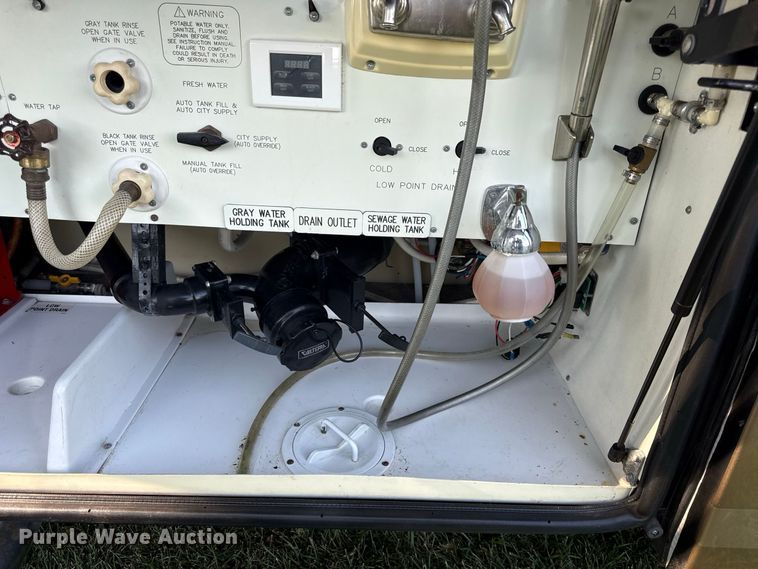 image for item EX2172 2008 Newmar Spartan Essex 4103 RV