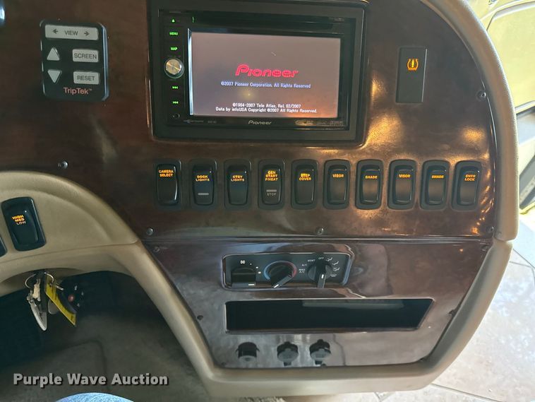 image for item EX2172 2008 Newmar Spartan Essex 4103 RV