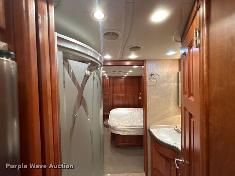 image for item EX2172 2008 Newmar Spartan Essex 4103 RV