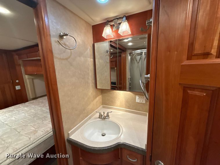 image for item EX2172 2008 Newmar Spartan Essex 4103 RV