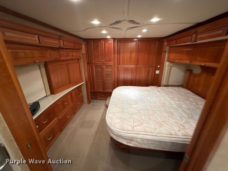 image for item EX2172 2008 Newmar Spartan Essex 4103 RV