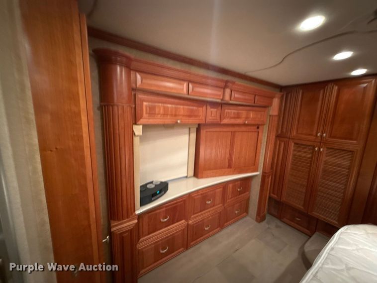 image for item EX2172 2008 Newmar Spartan Essex 4103 RV