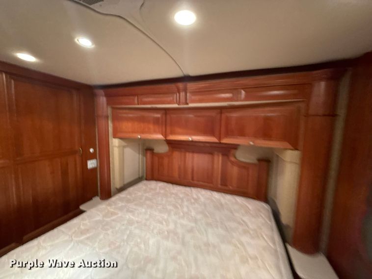 image for item EX2172 2008 Newmar Spartan Essex 4103 RV