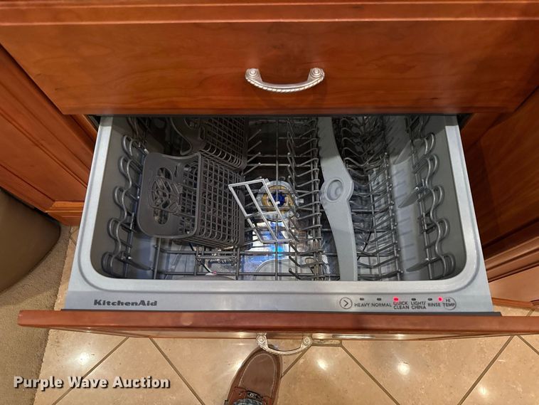 image for item EX2172 2008 Newmar Spartan Essex 4103 RV