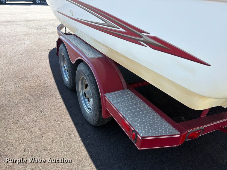 image for item EX2588 2005 Glastron 1900 BR boat