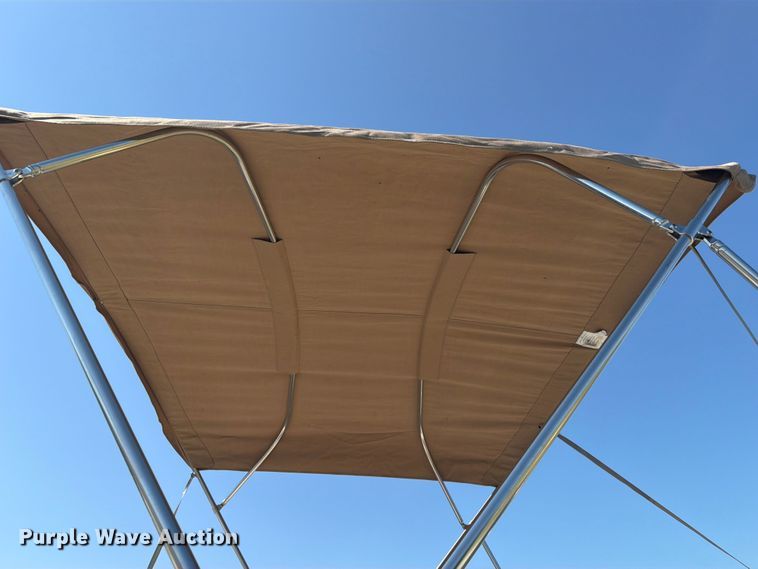 image for item EX2588 2005 Glastron 1900 BR boat