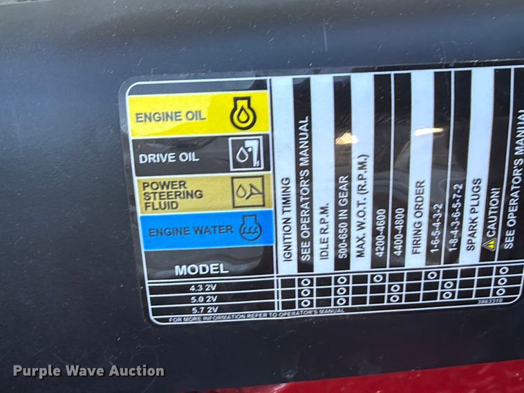 image for item EX2588 2005 Glastron 1900 BR boat
