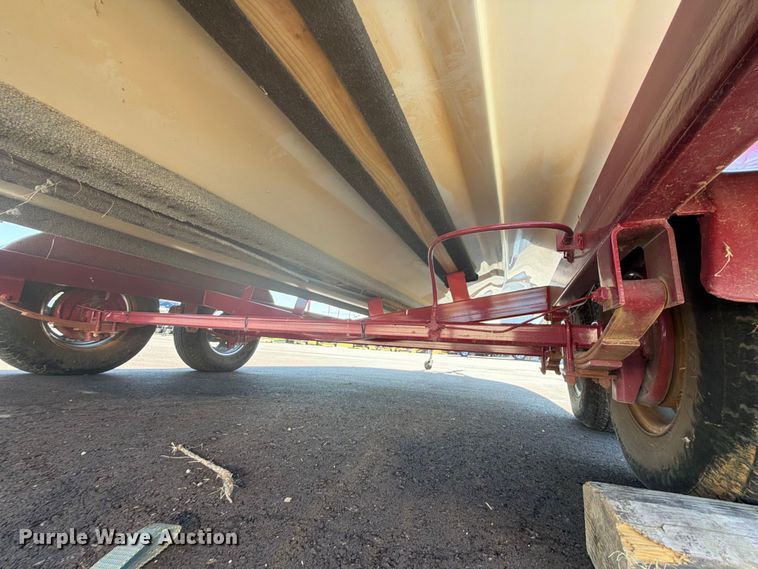 image for item EX2588 2005 Glastron 1900 BR boat