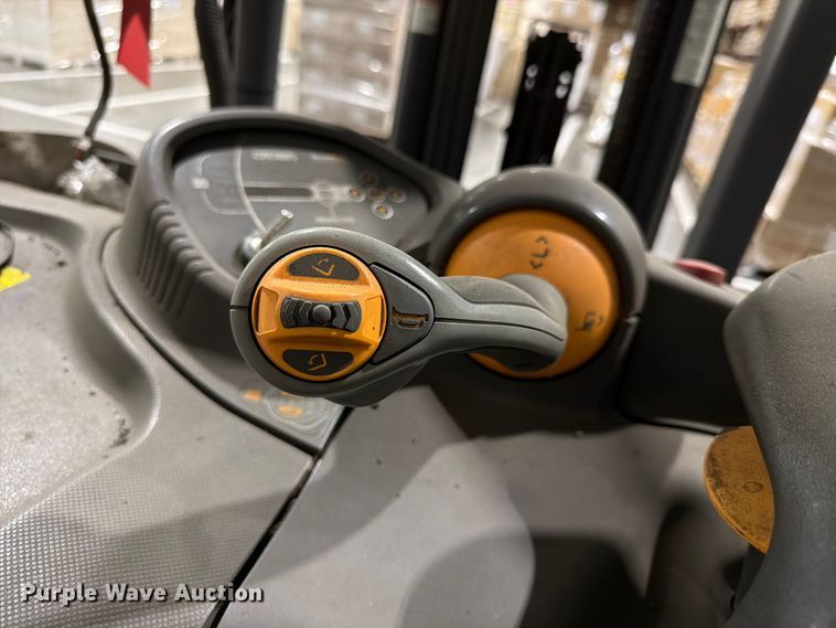 image for item EX3022 2018 Crown RC5545-40 forklift