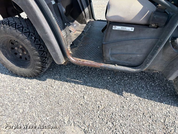 image for item EX4121 2014 Club Car XRT 950 utility vehicle