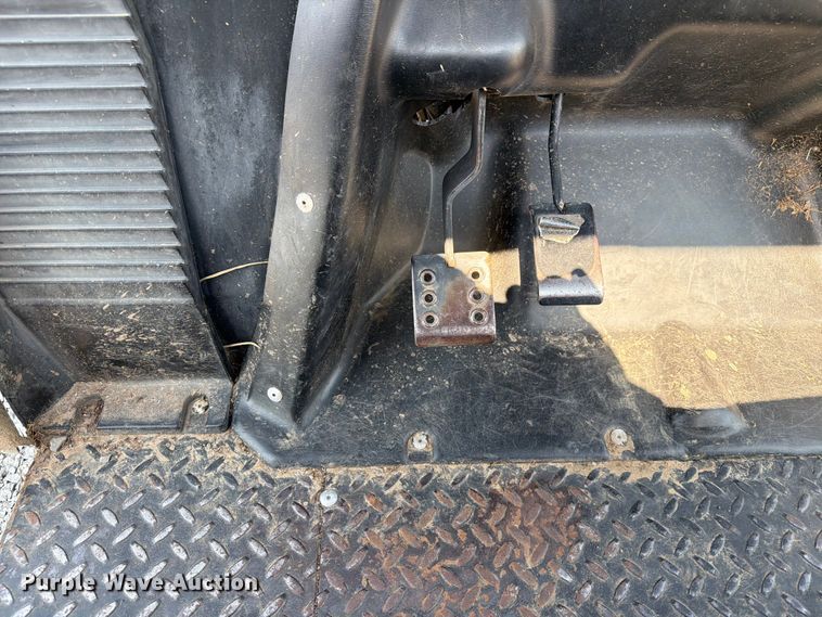 image for item EX4121 2014 Club Car XRT 950 utility vehicle