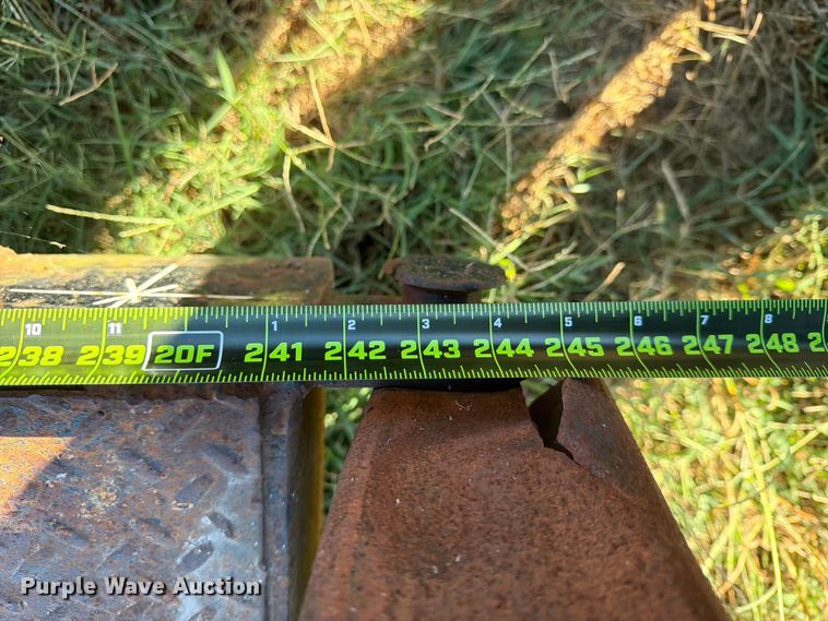 image for item EX4125 2010 Starlight equipment trailer
