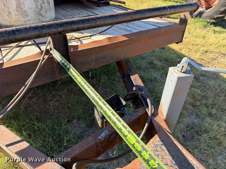 image for item EX4125 2010 Starlight equipment trailer