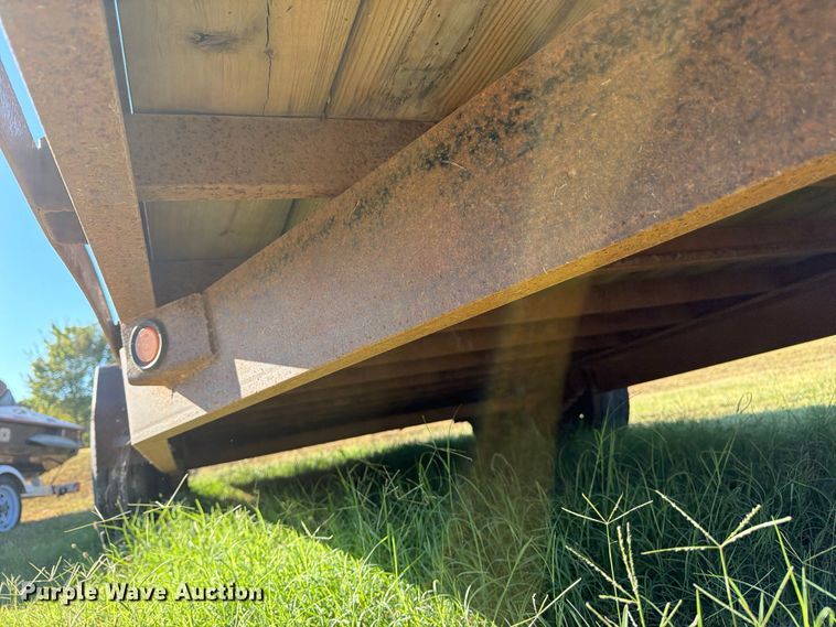 image for item EX4125 2010 Starlight equipment trailer