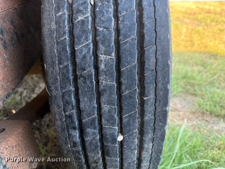 image for item EX4125 2010 Starlight equipment trailer