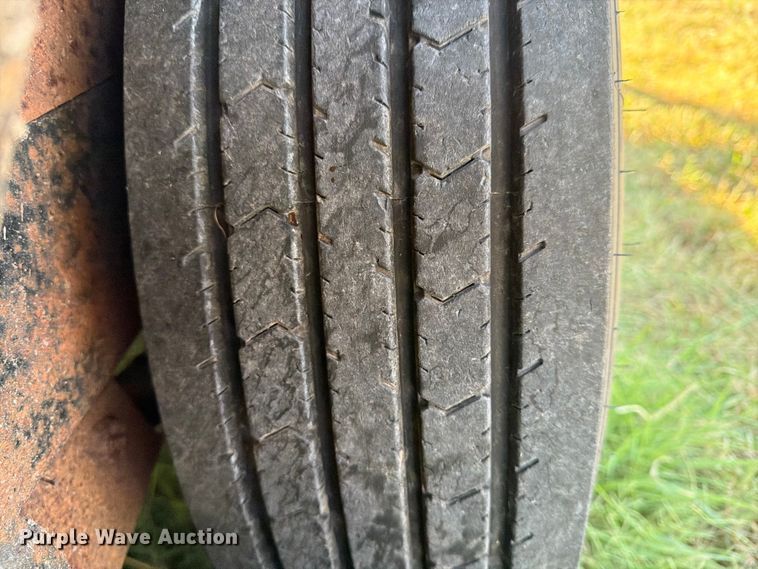 image for item EX4125 2010 Starlight equipment trailer