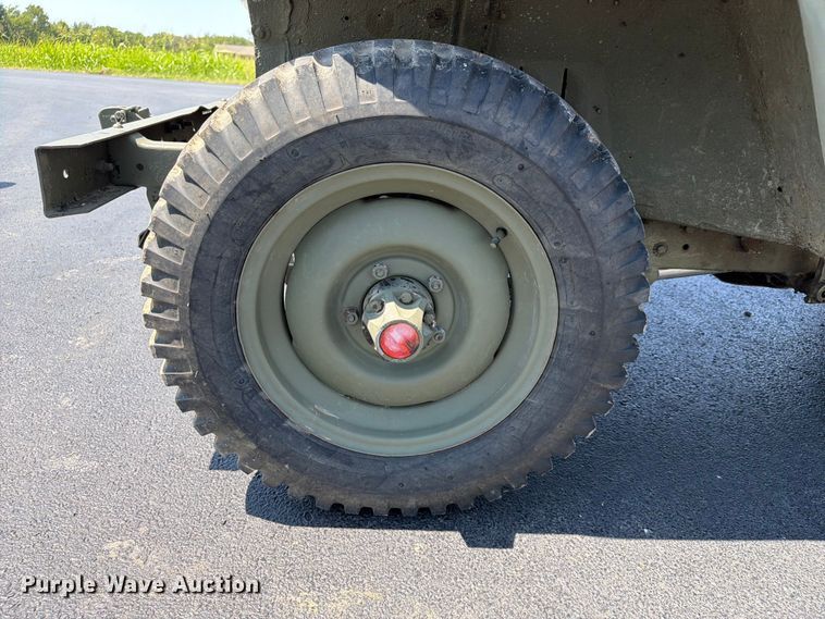image for item EX4127 1957 Willys Jeep SUV