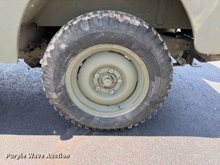 image for item EX4127 1957 Willys Jeep SUV