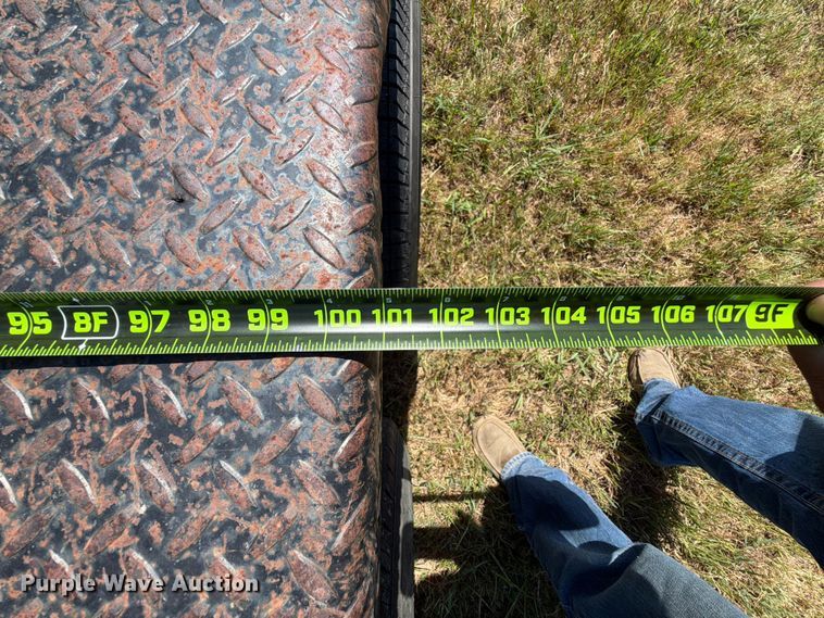 image for item EX4131 2006 Starlite flatbed trailer