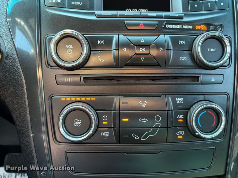 image for item EX4142 2017 Ford Explorer Police SUV