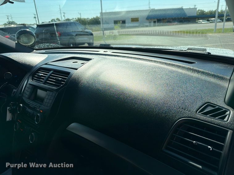 image for item EX4142 2017 Ford Explorer Police SUV