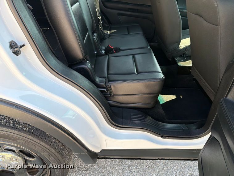 image for item EX4142 2017 Ford Explorer Police SUV