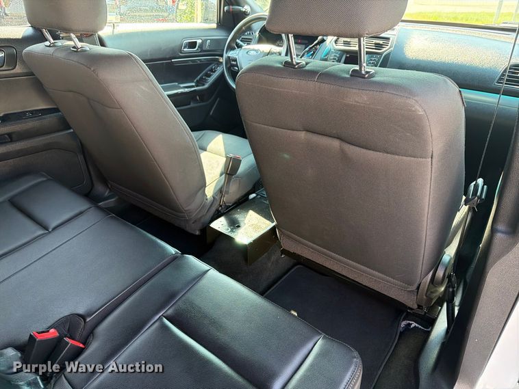 image for item EX4142 2017 Ford Explorer Police SUV