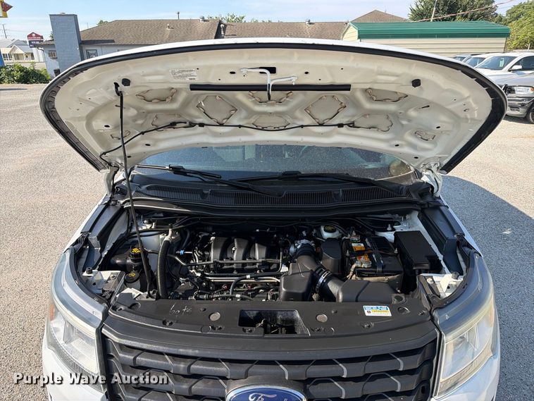 image for item EX4142 2017 Ford Explorer Police SUV