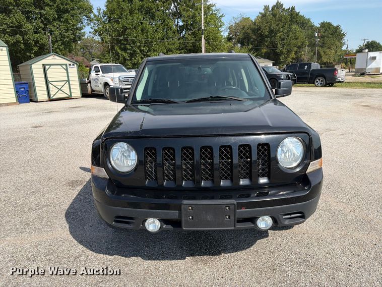 image for item EX4143 2016 Jeep Patriot Latitude SUV
