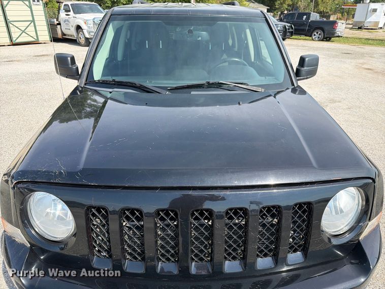 image for item EX4143 2016 Jeep Patriot Latitude SUV