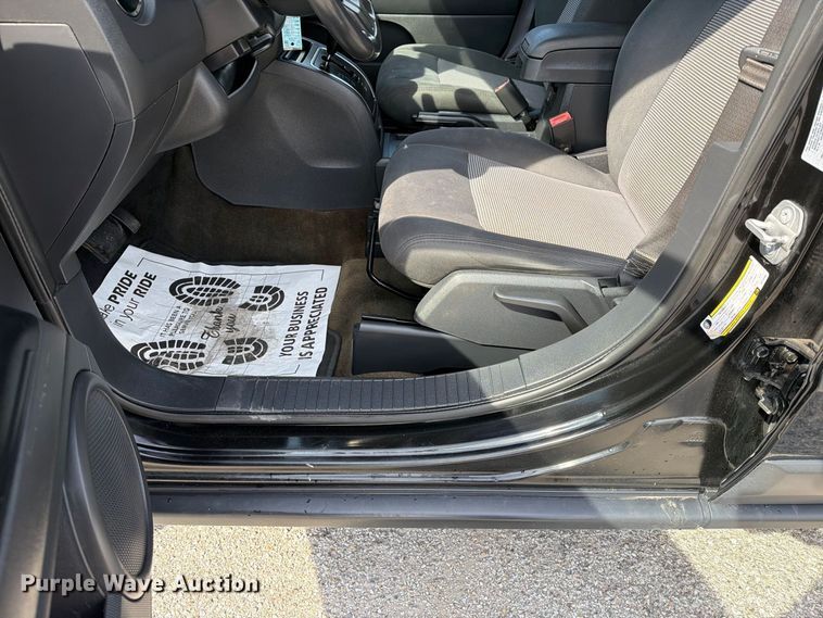 image for item EX4143 2016 Jeep Patriot Latitude SUV