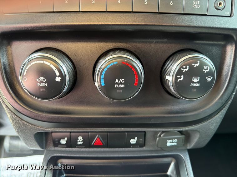 image for item EX4143 2016 Jeep Patriot Latitude SUV
