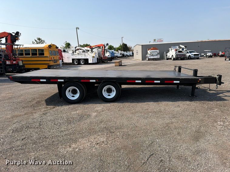 image for item FB5005 2010 Superior 2SD10M-PH flatbed trailer