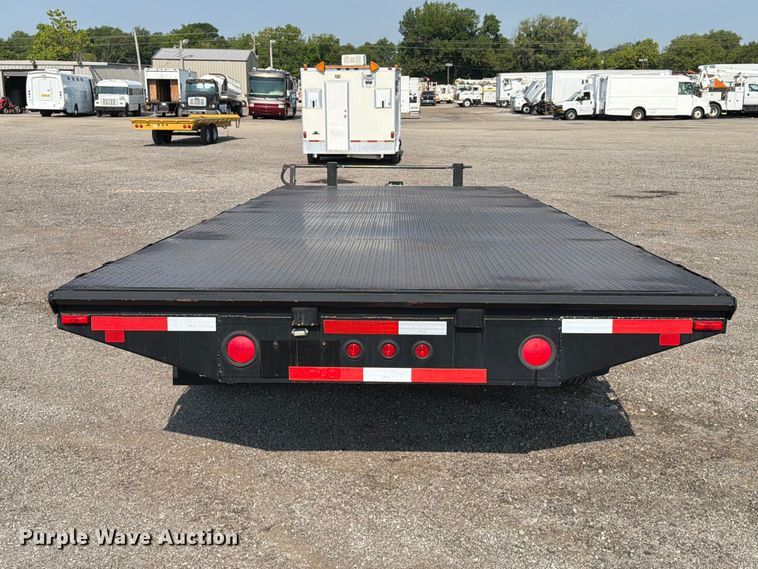 image for item FB5005 2010 Superior 2SD10M-PH flatbed trailer