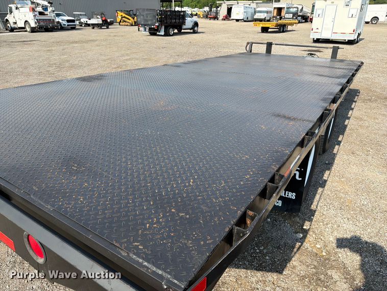 image for item FB5005 2010 Superior 2SD10M-PH flatbed trailer