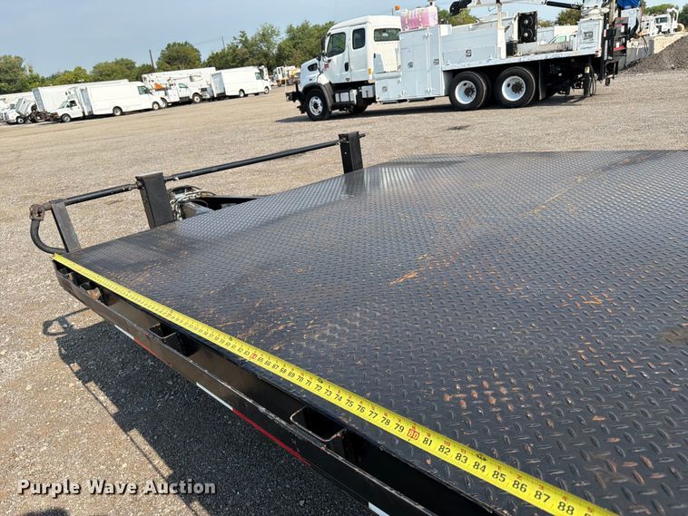 image for item FB5005 2010 Superior 2SD10M-PH flatbed trailer