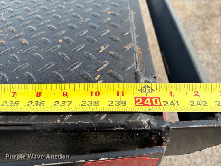 image for item FB5005 2010 Superior 2SD10M-PH flatbed trailer