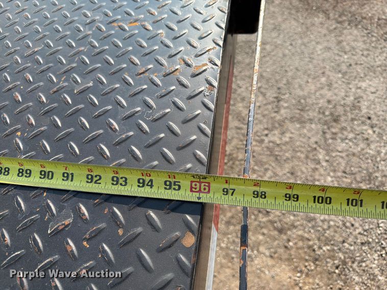 image for item FB5005 2010 Superior 2SD10M-PH flatbed trailer