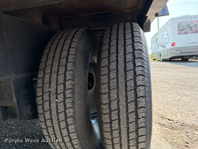 image for item FB5005 2010 Superior 2SD10M-PH flatbed trailer