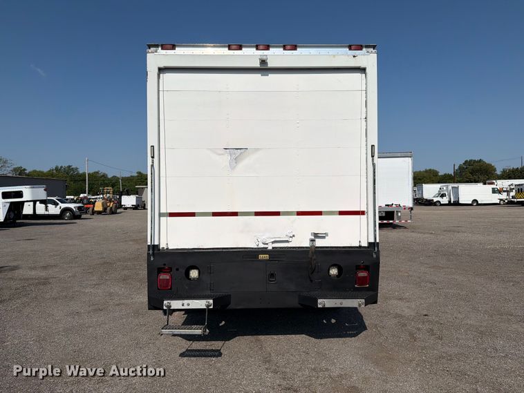 image for item FB5036 2011 Ford F-650 Super Duty utility / service truck