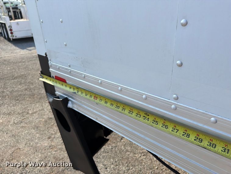 image for item FB5036 2011 Ford F-650 Super Duty utility / service truck
