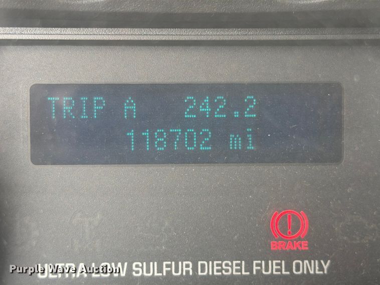 image for item FB5036 2011 Ford F-650 Super Duty utility / service truck